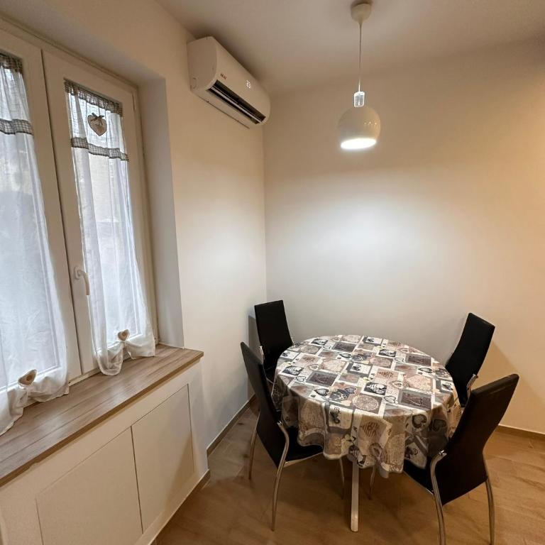 Renovated three-room apartment with balcony in Tormarancia - Appartamento con 2 Camere da Letto - 13