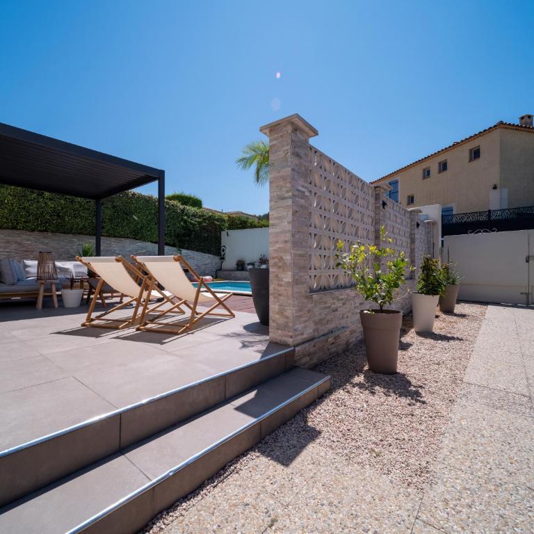 Magnifique villa avec piscine,climatisation, terrasse idéal pour 6 personnes - Villa avec Piscine Privée - 36