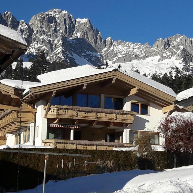 Landhaus BergMoment - adults only - Deluxe Apartment - 14