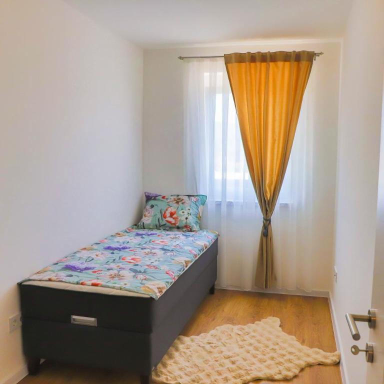 Apartman A&E - Two-Bedroom Apartment - 28