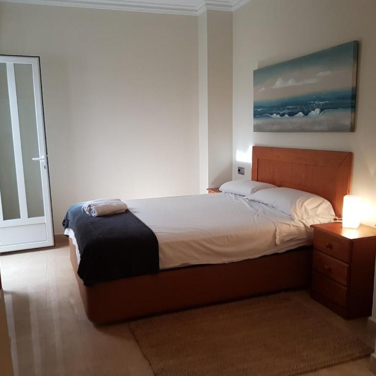 Beach house with private pool, aa and bbq in front of the sea - Eight-Bedroom House - 10