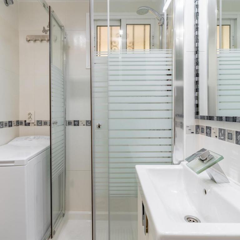 GuestReady - Benalmádena with terrace and sea view - Estudio Estándar - 11