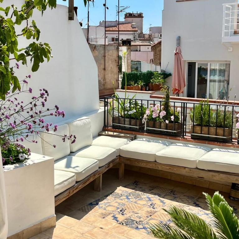 HUGE Whole House Old Town Sitges - Maison 6 Chambres - 2