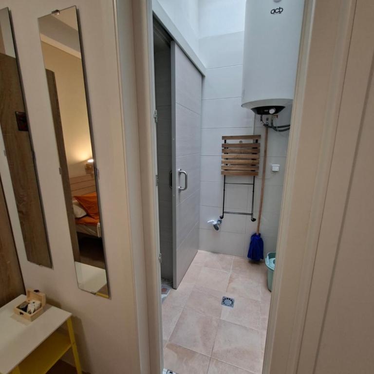 Alcazaba Home - Chambre Double avec Salle de Bains Privative - 9