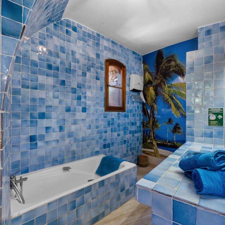Chambres D'hôtes - Le Mas Du Rocher - Chambre Quadruple avec Douche - 9