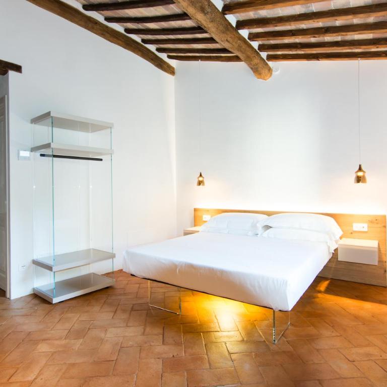 Materia Rooms San Gimignano - Deluxe Double Room - 4