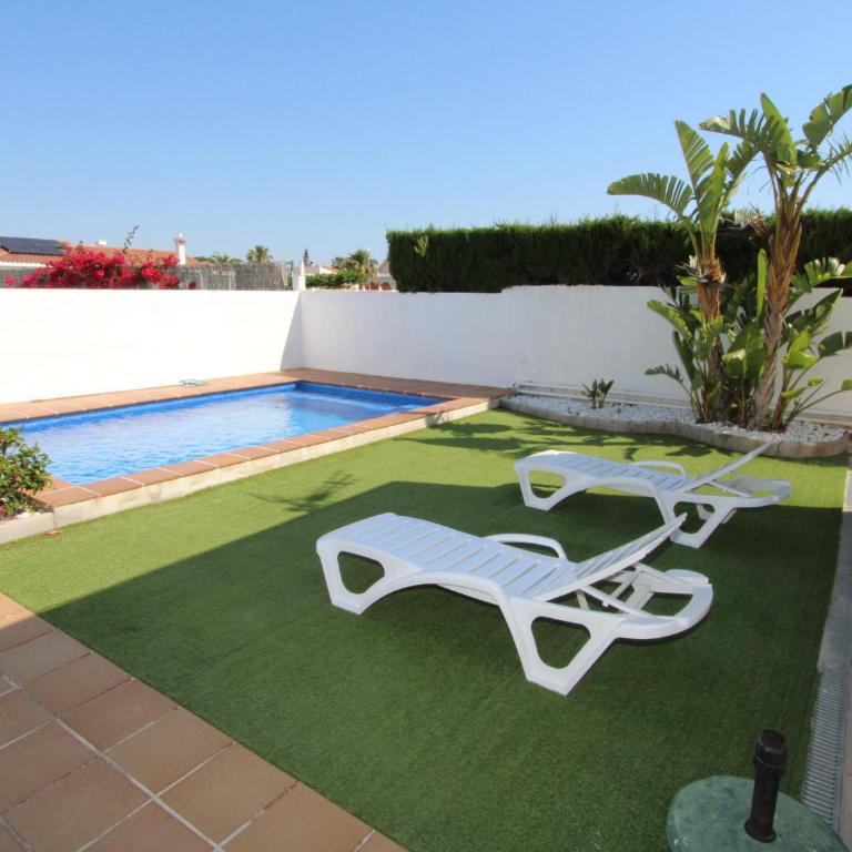 Casa familiar con piscina privada y WiFi, cerca del mar, aire acondicionado, mascotas y playa para perros. - ES-184-1 - Villa - 27