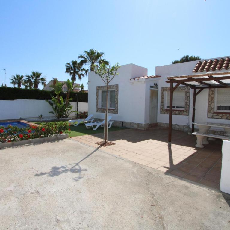 Casa familiar con piscina privada y WiFi, cerca del mar, aire acondicionado, mascotas y playa para perros. - ES-184-1 - Villa - 29