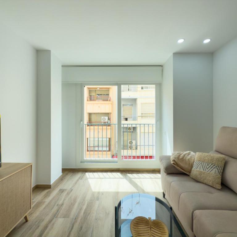 ASL 3G Estudio en centro de Alicante con piscina - Studio with Sofa Bed - 1