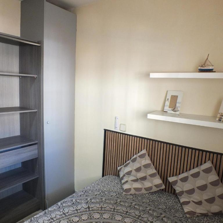Acogedor apartamento a 50m de la playa con aire acondicionado y TV, 2/4 personas - ES-204-31 - Appartamento - 14
