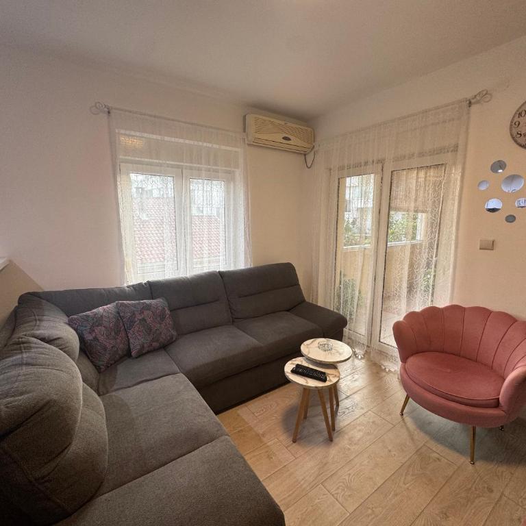 Apartman Viktorija - One-Bedroom Apartment - 3