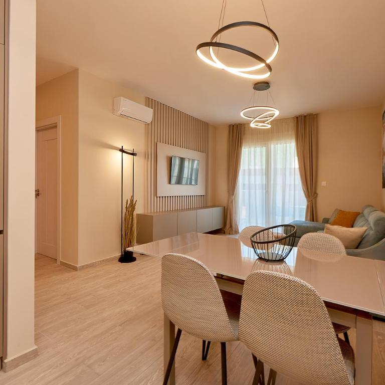 2montenegro FABLIFE Apartments - One-Bedroom Apartment - 2