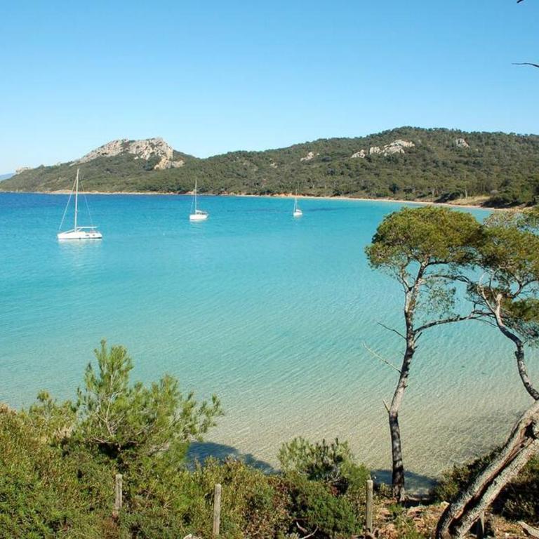 Plages de sable fin, piscine, hammam, tennis LESCLESDENICOLE - Appartement - 42
