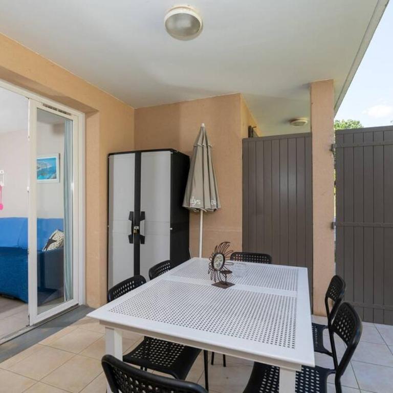 Plages de sable fin, piscine, hammam, tennis LESCLESDENICOLE - Appartement - 4