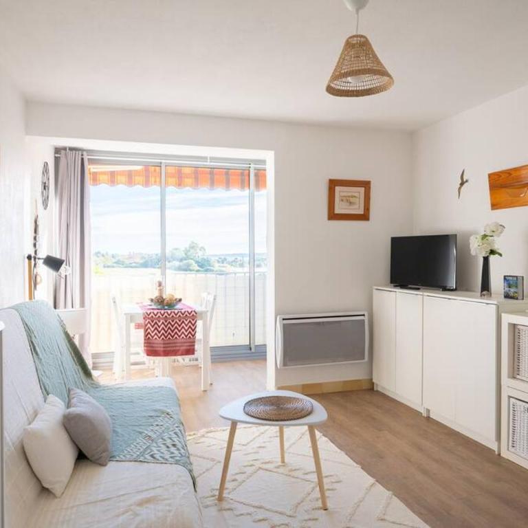 Charmant à 600 m des plages proche des commerces LESCLESDENICOLE - Appartement - 10