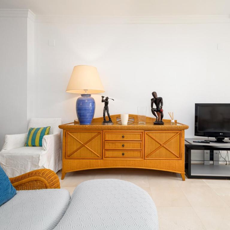 Beachfront 2 BD Apartment & Private Garden - Apartment mit 2 Schlafzimmern - am Meer - 7