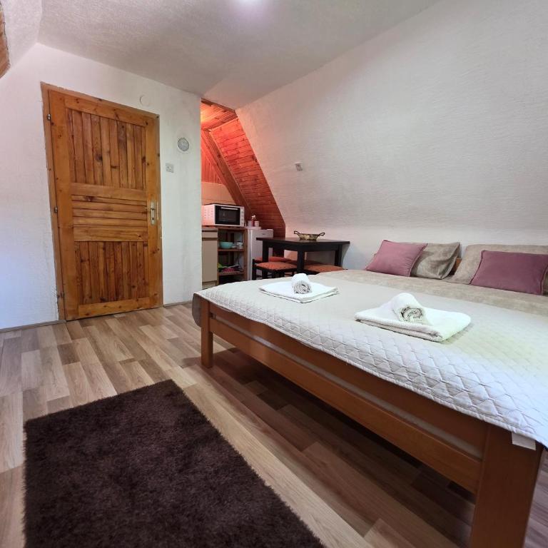 Apartments Javorje Žabljak - Apartment - 5
