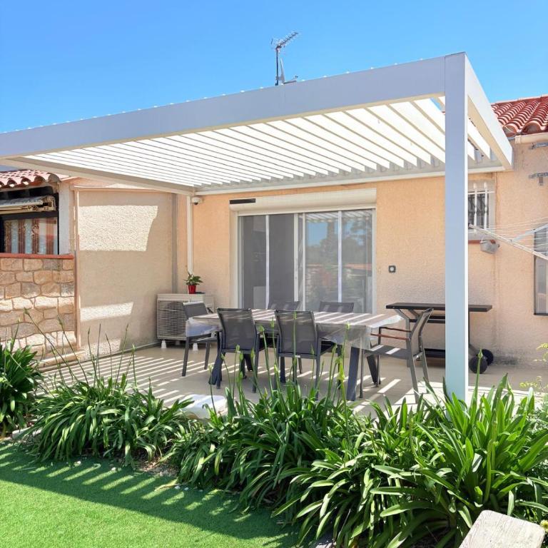 Ecrin moderne face a la mer - Villa - 2