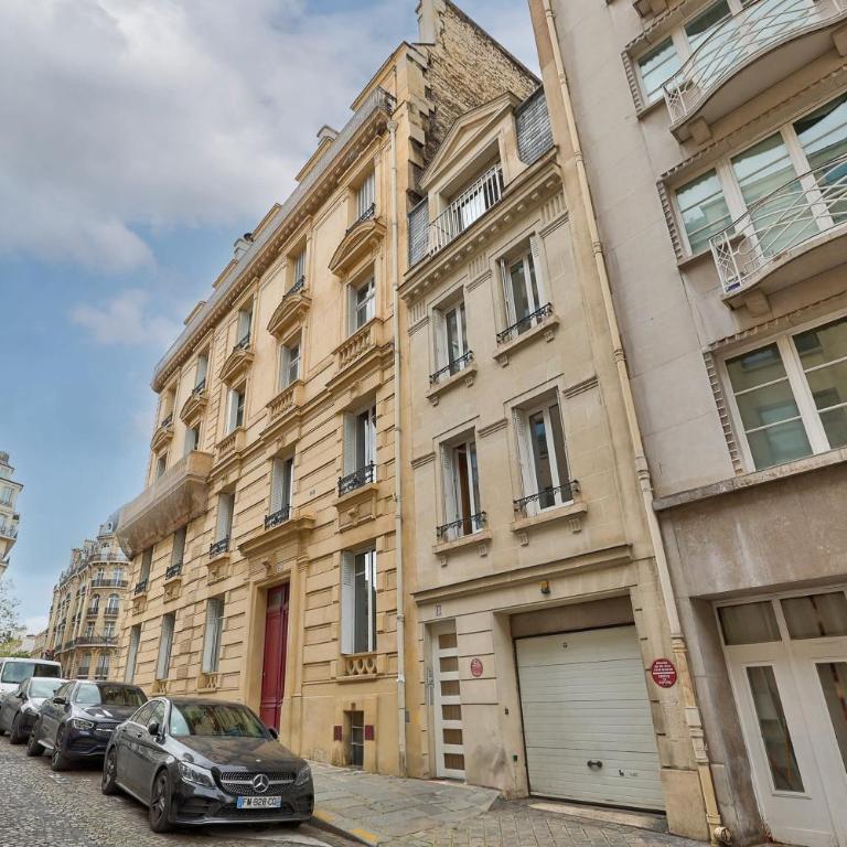 Studio avec A-C aux Champs-Elysees - Appartement - 13