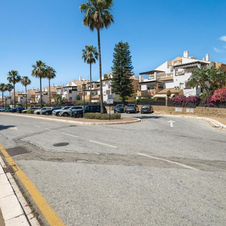Beachfront 2 BD Apartment & Private Garden - Apartment mit 2 Schlafzimmern - am Meer - 31