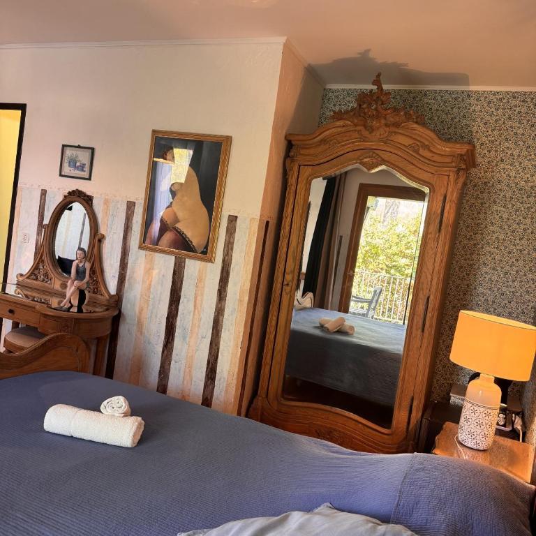 Le Patio - Double Room with Private Bathroom - 12