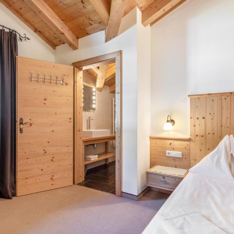 Appartements Stockinger B3 - Deluxe-Apartment mit 2 Schlafzimmern und Gartenblick - 27