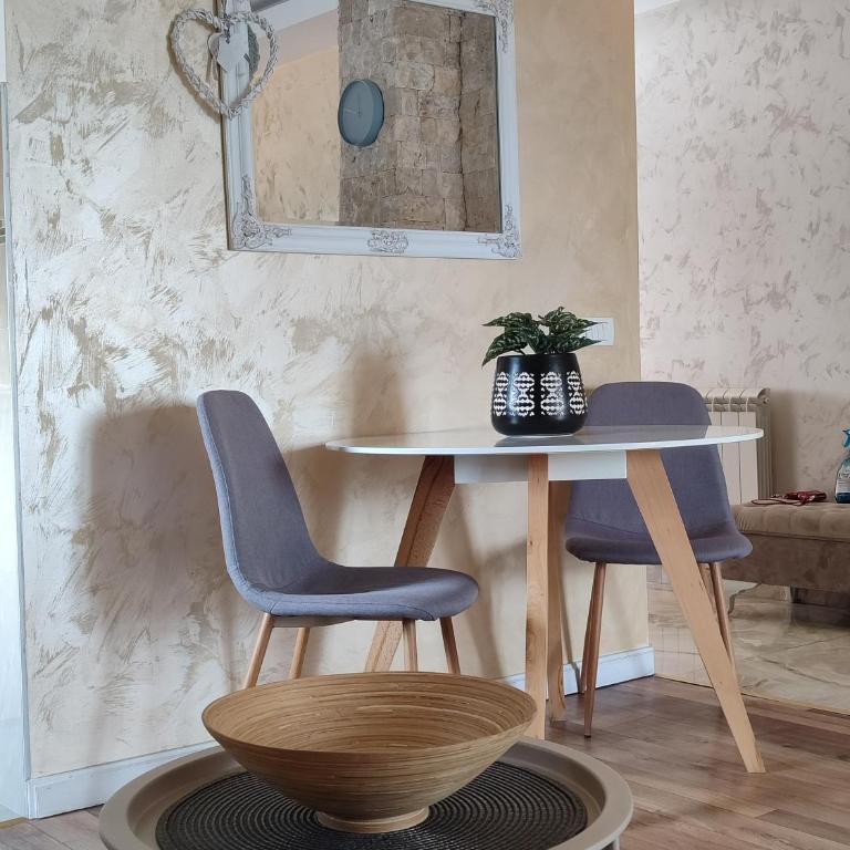 Apartment 11 - Free Parking - Čajetina - Apartment - 3