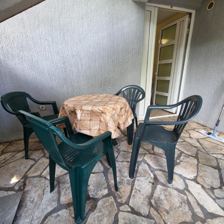 Apartmani Dado - Apartman - Prizemlje - 1