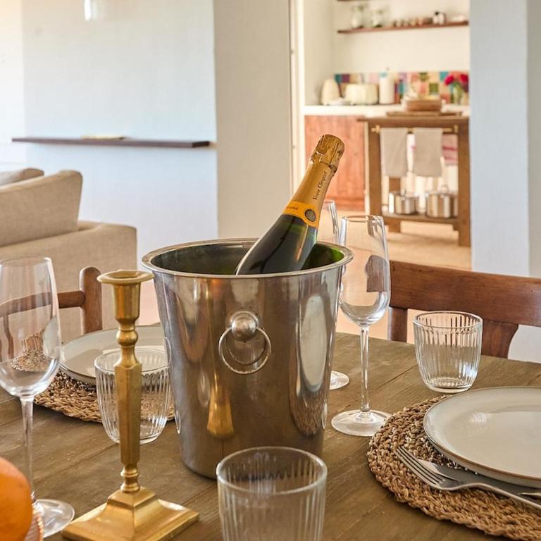 Romantic Sea Views on the Costa Brava - Villa - 2