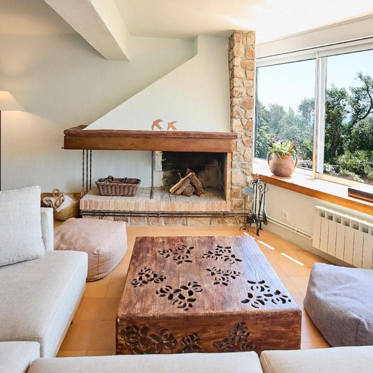 Romantic Sea Views on the Costa Brava - Villa - 13
