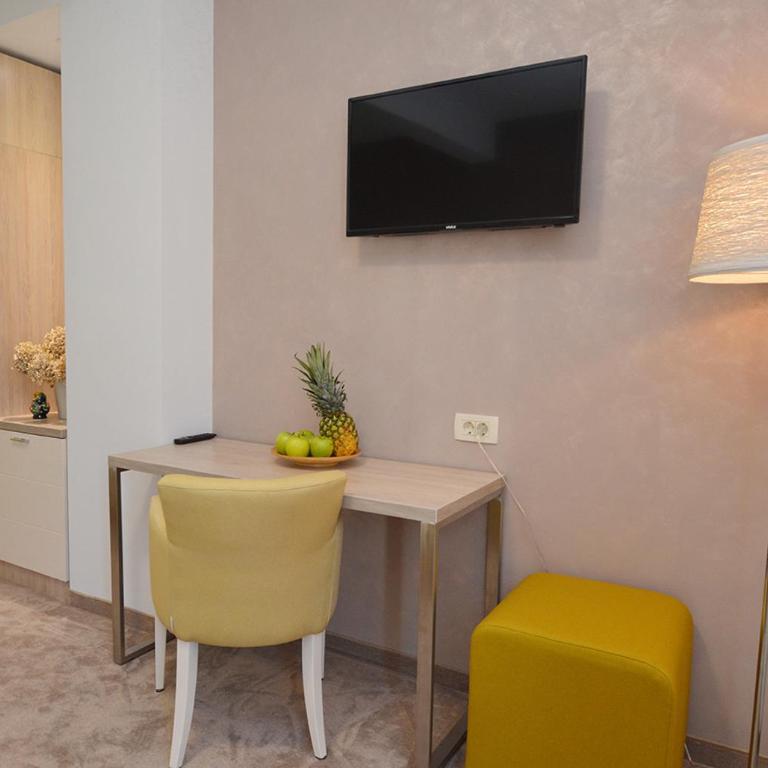 Perseus Budva - Comfort Dreibettzimmer - 1