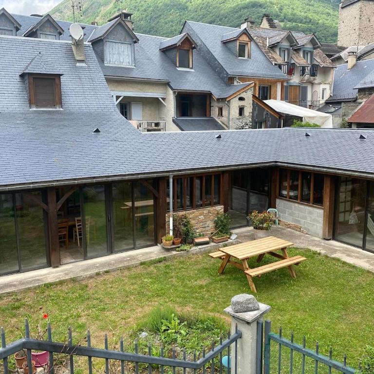 maison de ville LUZ SAINT SAUVEUR - Maison 5 Chambres - 1