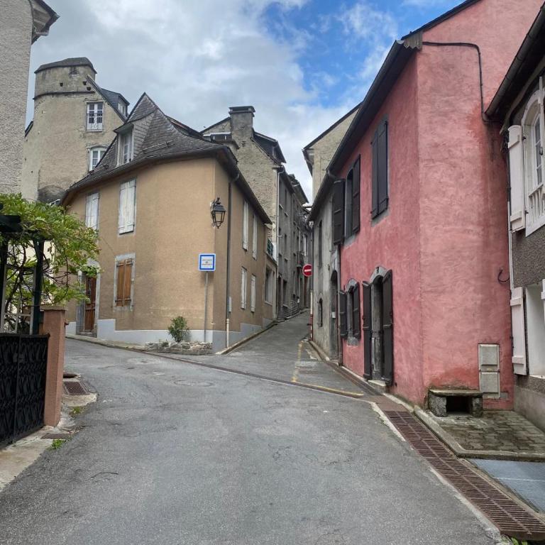 maison de ville LUZ SAINT SAUVEUR - Maison 5 Chambres - 2