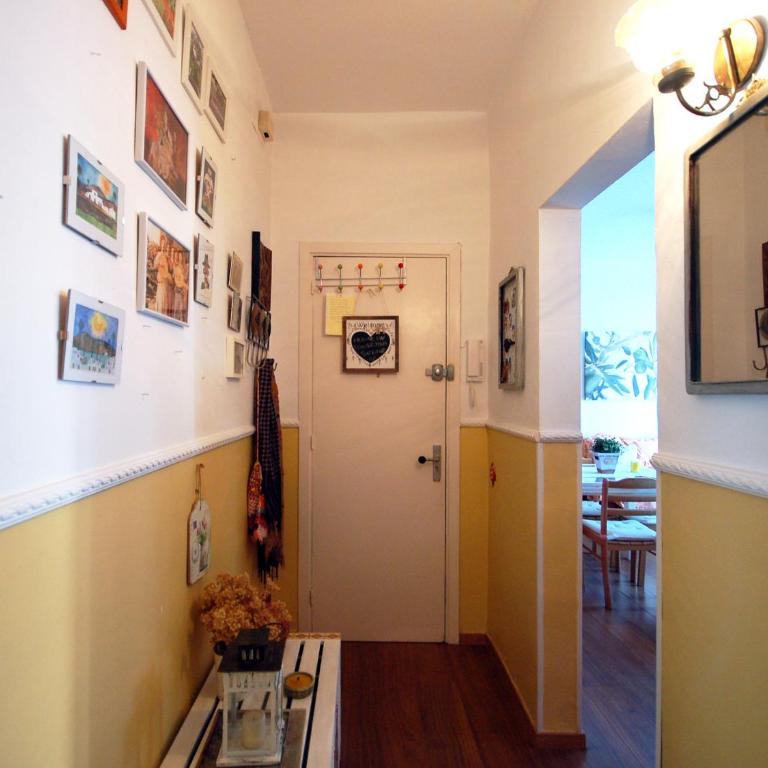 Lets Holidays APARTMENT NEAR THE BEACH - Two-Bedroom Apartment - 10