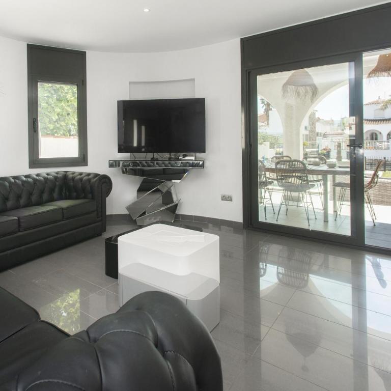 WELCS VILLA 378 EMP con piscina y jardin - Villa mit privatem Pool - 32