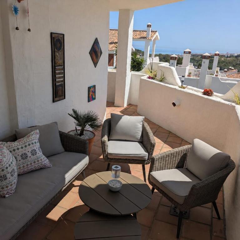 Green Haven Casares - Two-Bedroom Apartment with Sea View - 1
