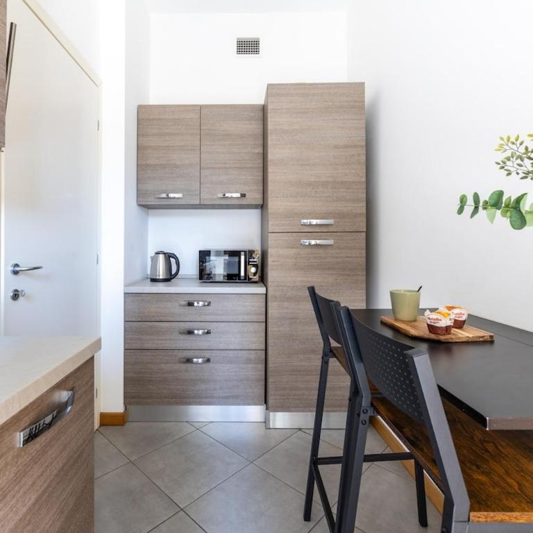 Duomo 15 min walk - Historic Center - 2 Bedrooms with Terrace - Appartamento con 2 Camere da Letto e Terrazza - 13