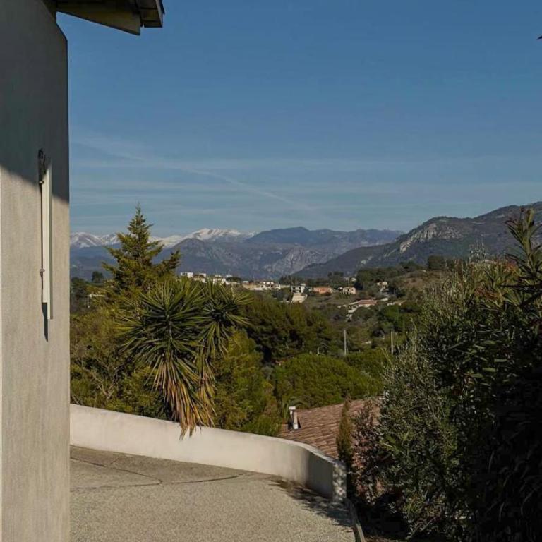 Beautiful villa with sea & mountain view and pool - Casa - 23
