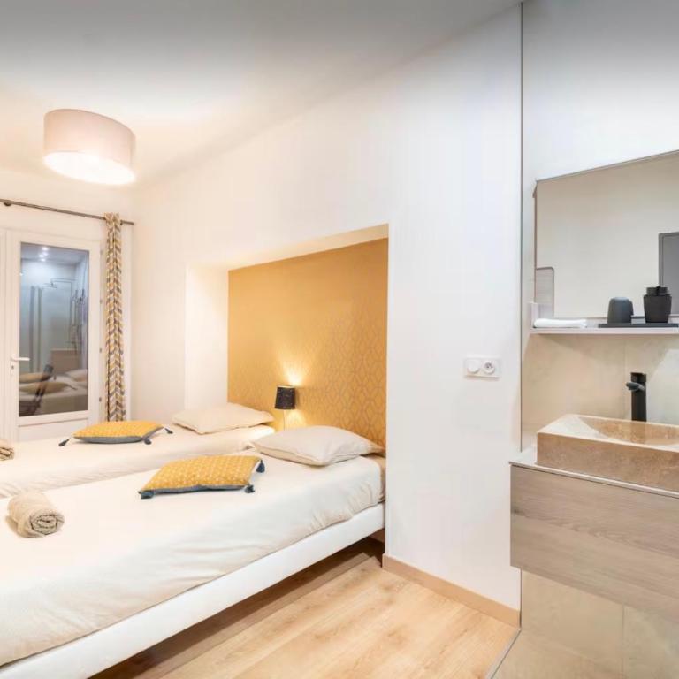 Bel appartement 2 chambres plein centre Cannes suquet Palais - Apartment mit 2 Schlafzimmern - 17