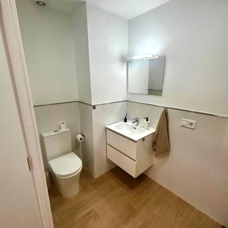 Excellent renovated house close to the beach - Ferienhaus - 2