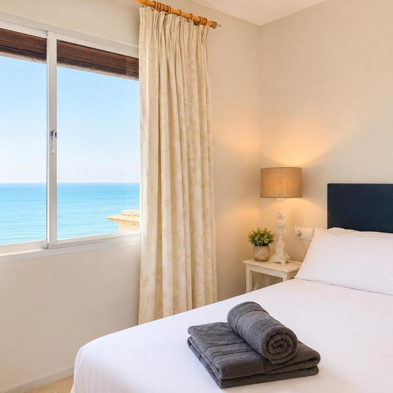 Breathtaking Beachfront Views Calahonda - EaW Homes - Appartamento con 3 Camere da Letto e Vista Mare - 2