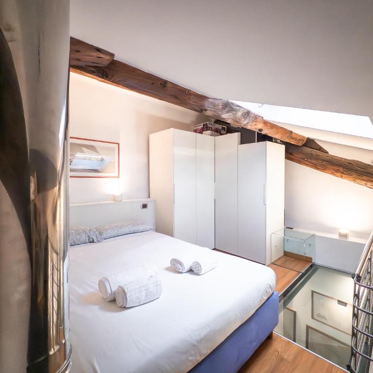 Charming Apartment in the Navigli District - 4 people - Appartamentino su 2 Livelli - 5