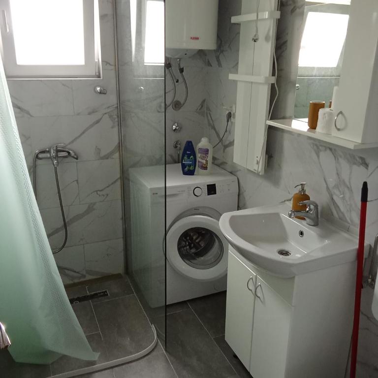 Ddd - Apartman sa 2 Spavaće Sobe - 3