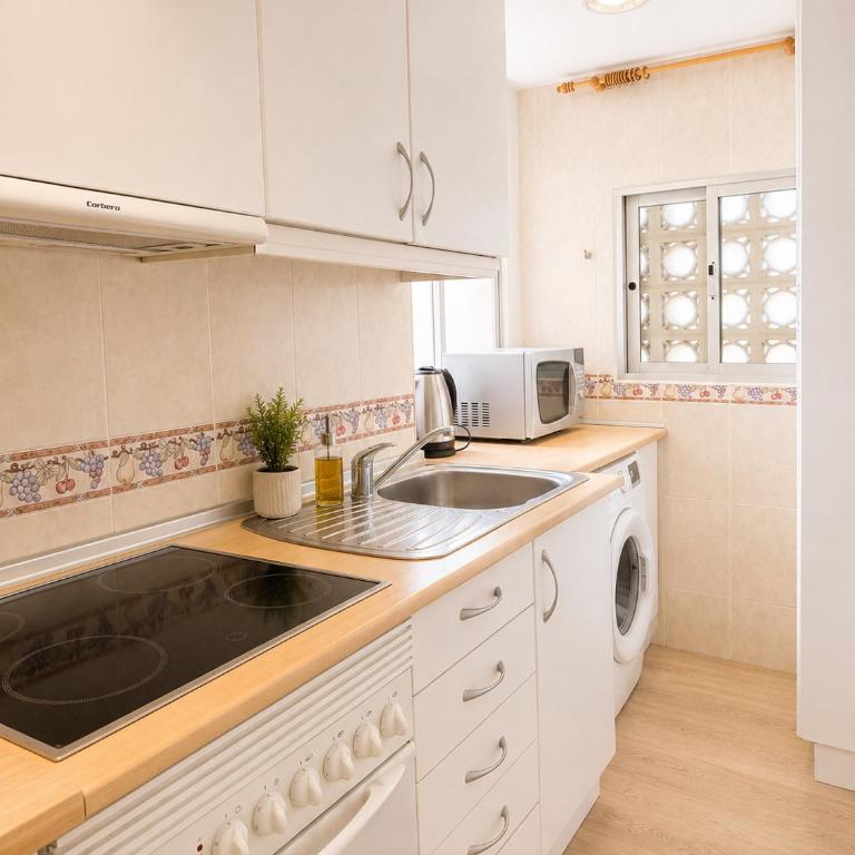 Breathtaking Beachfront Views Calahonda - EaW Homes - Appartamento con 3 Camere da Letto e Vista Mare - 9