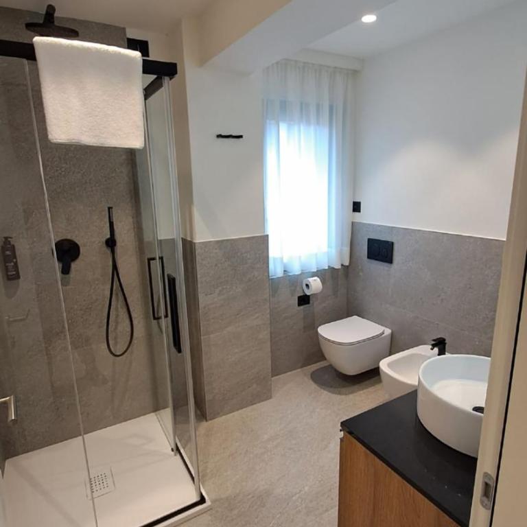 MOUNTAIN SUITE Hotel - Suite mit Terrasse - 8