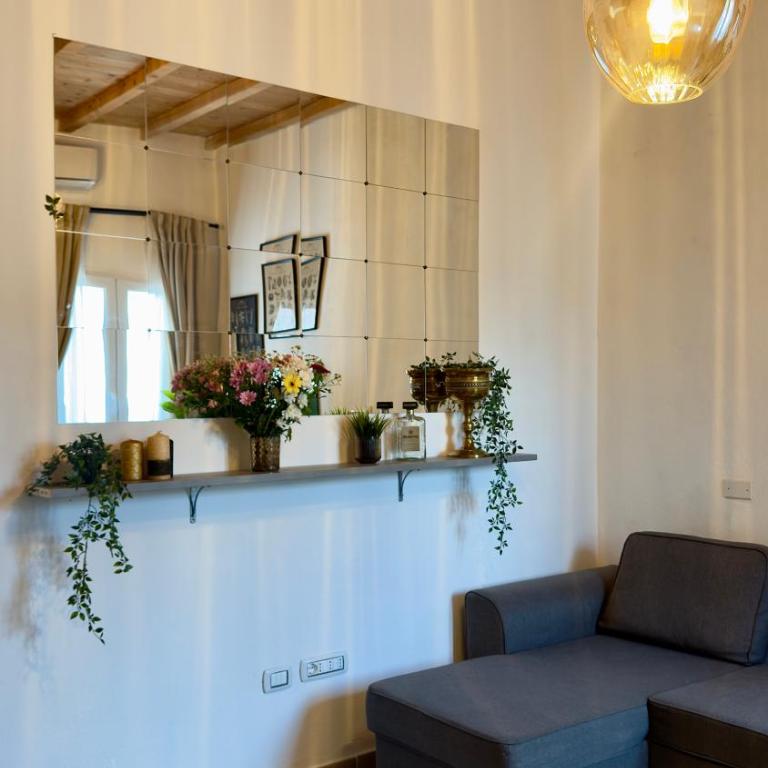 Mirror House Appartamento luminoso con terrazze - Family Room with Terrace - 13