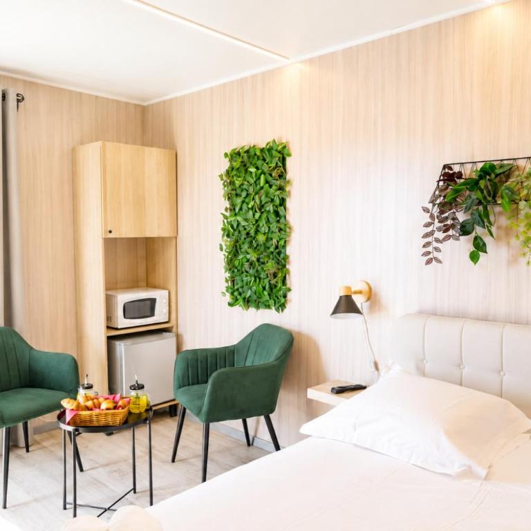 Riva Kub - One-Bedroom Apartment - 6