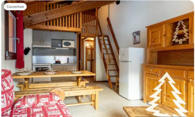 11 Appartements LE CHALET DU PLESSIS de 2 à 10 personnes au cœur du village - Appartement 3 Chambres avec Vue sur la Montagne - 10