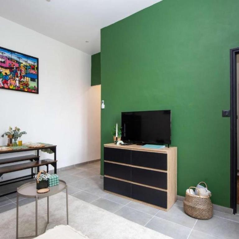 Charmant T2 cosy au cœur dAntibes proche vieille ville & plages - Appartement - 3