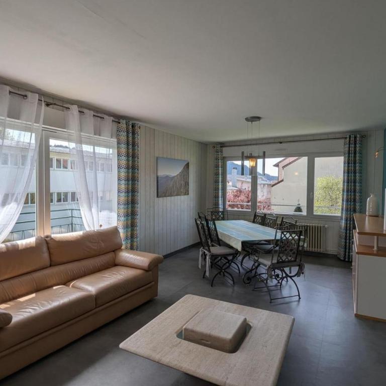 Séjournez dans un hébergement spacieux à Gérardmer - Appartement - 7